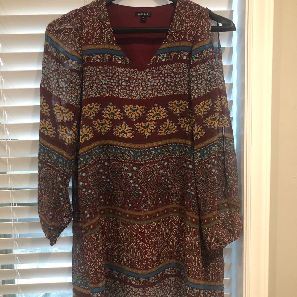 Burgundy dress w/ slit long sleeves